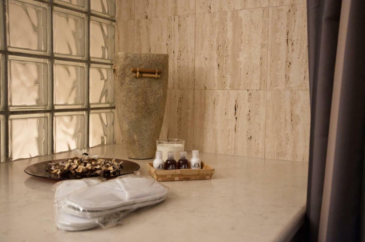 Casale Del Sole Garda Bed & Breakfast Monzambano Exterior photo